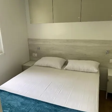 营地 Nuovo